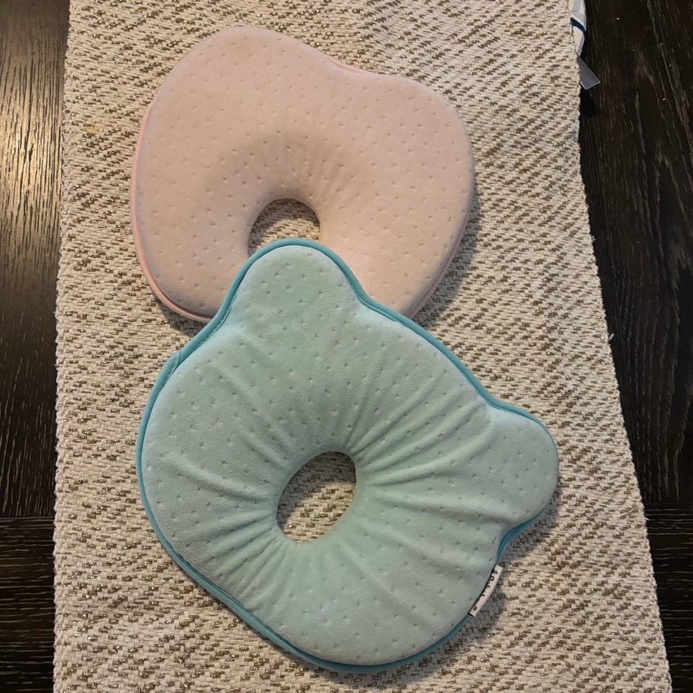 Baby Head Shaping Pillow Set - Pink and Blue